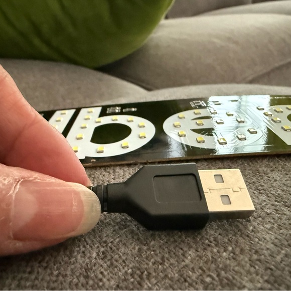Brand New In packing- LED Uber Sign - Picture 3 of 3
